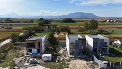 Vila deosebita in stil mediteranean, la cheie,  in Stupini, Brasov - foto 10
