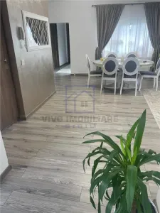 Penthouse de vanzare in Sibiu - 4 camere, terasa de 36 mp,  mobilat si utilat, Cartierul Arhitectilor - foto 2