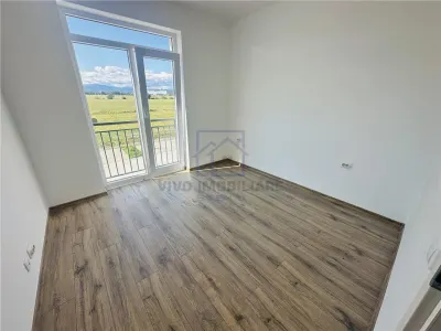 Apartament de vanzare in Sibiu - 3 camere, 2 bai si balcon, Calea Surii Mici - foto 4