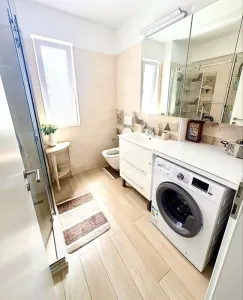 Apartament cu 2 camere si 60 mp in Tractorul, Brasov - foto 6