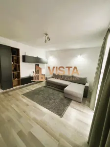 Garsoniera decomandata, mobilata si utilata, loc de parcare inclus. Zona Sanpetru - Sanpetru