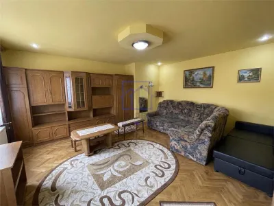 Apartament de vanzare in Sibiu - la casa, cu pod si pivnita, Central - foto 2