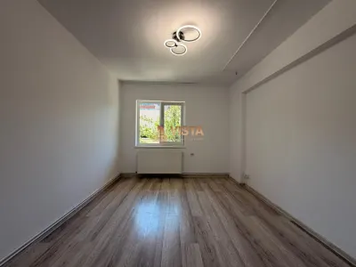 Spatiu comercial, 95 mp, Tractorul, Brasov - foto 6