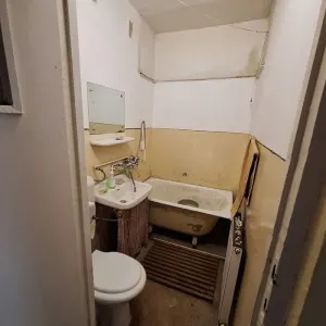 Vand apartament 2 camere - foto 6