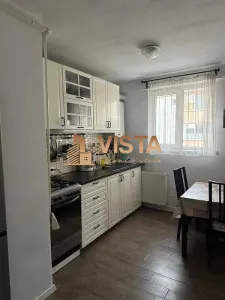 Apartament 3 camere , Zona Planete, Brasov - Brasov