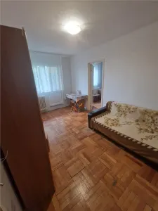 Apartament 2 camere etaj 2 zona Dacia / Iulius Town / - foto 15