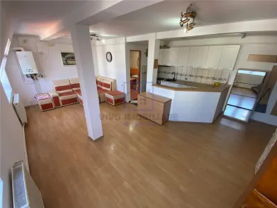 Apartament de vanzare in Sibiu - 4 camere, cu pivnita, Vasile Aaron - Sibiu