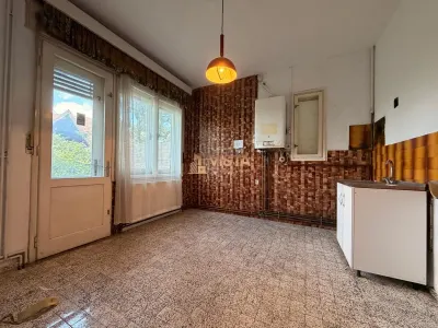 Casa, zona Centrala - foto 23