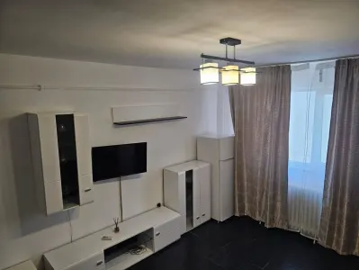 EXCLUSIVITATE! Garsoniera renovata in Astra, Brasov - Brasov