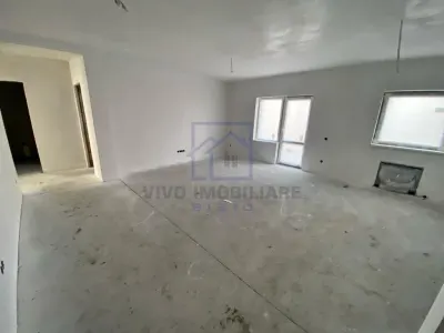 Apartament de vanzare in Sibiu - 2 camere, decomandat, etaj intermediar - foto 5