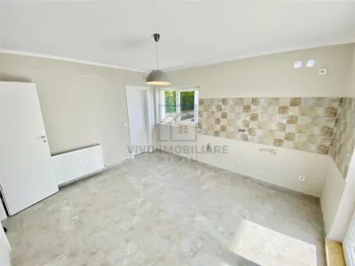 Casa de vanzare in Sibiu - Individuala la cheie, zona Bavaria - foto 4