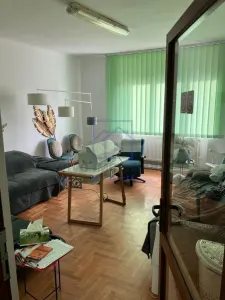 Spatiu de birouri de vanzare in Sibiu - Cladire integrala, zona Bulevardul Victoriei - Sibiu
