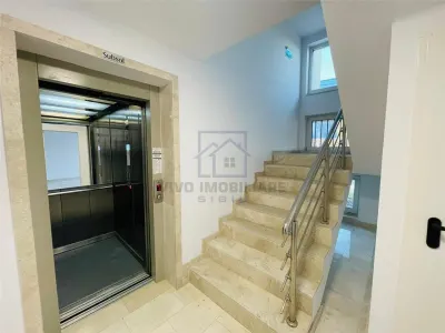 Penthouse de vanzare in Sibiu -  boxa si terasa de 107 mp cu vedere panoramica - foto 7