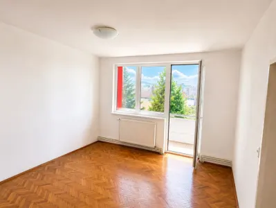 Apartament 2 camere, zona Garii - Brasov