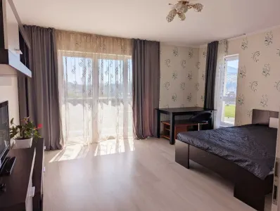 Vand apartament 2 camere - foto 1