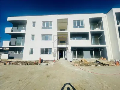 Spatiu comecial de vanzare in Sibiu -  Selimbar, zona Pictor Brana cu Vad - foto 3