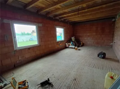 Casa de vanzare in Gepiu - foto 4