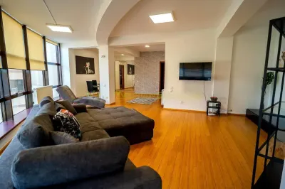 Apartament 2 camere,, pretabil rezidential sau office, vanzare Herastrau - Bucuresti