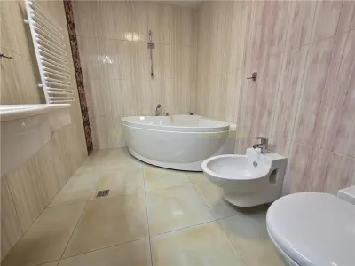 Apartament superb cu 2 camere de inchiriat in Bellevue Residence - foto 21