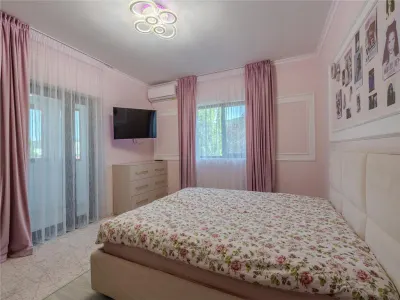 PIPERA - EROU IANCU NICOLAE,VILA ,9 CAMERE,504 MP MP,TEREN 800 MP,PISCINA - foto 18