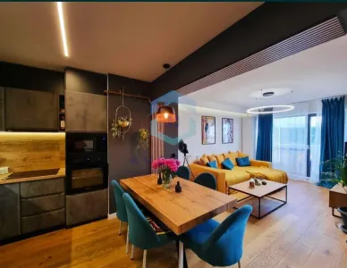 Apartament spectaculos pe doua niveluri, situat în ansamblul premium Wings - foto 17