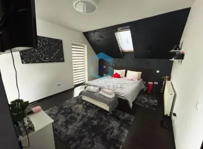 Casa individuala de vanzare cartier Europa-Zorilor, teren generos - foto 5