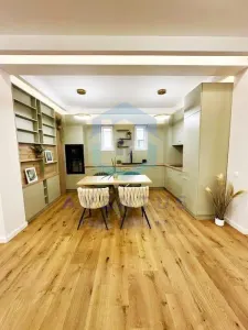 Penthouse 90 mp, terase 30 mp, nou, ultrafinisat - foto 11