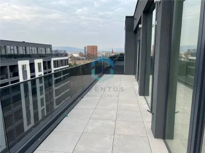 Penthouse Gheorgheni Baza sportiva 3 Camere - foto 14