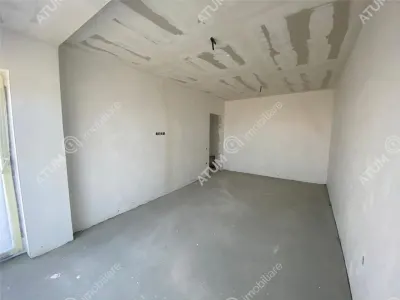 Apartament de vanzare la cheie cu 2 camere  debara balcon si gradina proprie zona Doamna Stanca/Selimbar - foto 4