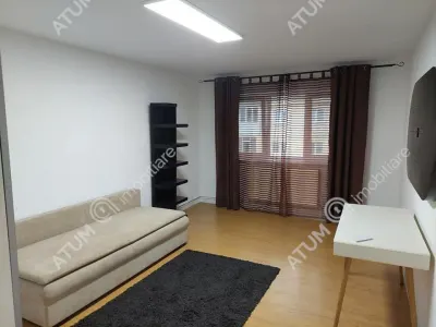 De vanzare apartament cu 2 camere decomandate balcon si pivnita zona Strand din Sibiu - Sibiu
