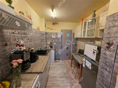 Apartament cu 3 camere decomandate si 2 balcoane de vanzare in zona Valea Aurie din Sibiu - foto 7