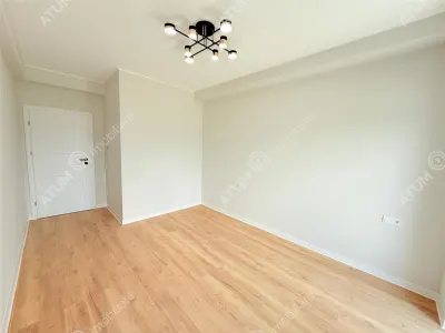 De vanzare apartament la cheie cu 2 camere 50 mp utili zona Pictor Brana din Selimbar - foto 10