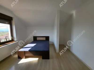 De vanzare casa individuala cu 5 camere terasa si vedere la Muntii Fagaras in cartier Bavaria Sibiu - foto 6