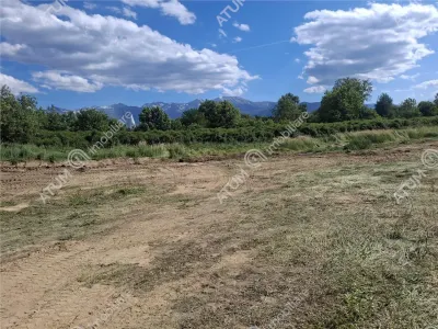 Teren intravilan de vanzare de 2679 mp in Porumbacu de Sus din Sibiu - Porumbacu de Sus