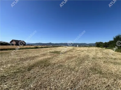 De vanzare teren cu PUZ in suprafata de 3752 mp situat in Cristian - Cristian