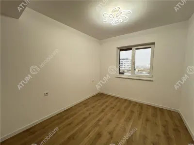 De vanzare apartament de 3 camere decomandate cu 2 bai si loc de parcare in zona Calea Surii Mici - foto 5