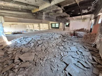 De vanzare spatiu cu suprafata de 500 mp amplasat pe teren de 1159 mp in zona Strand din Sibiu - foto 15