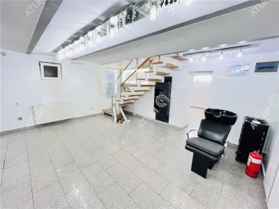 Spatiu comercial de vanzare cu suprafata de 107 mp situat in zona ultracentrala din Sibiu - foto 4