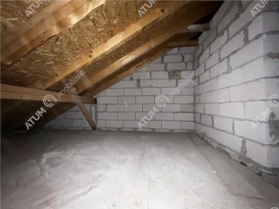De vanzare apartament cu 2 camere si pod propriu intabulat in Selimbar zona Ion Ratiu - foto 9