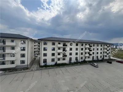 Apartament cu 3 camere 2 bai si balcon la etajul 1 in zona Doamna Stanca din Sibiu - Sibiu