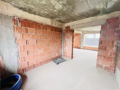 Casa de vanzare cu 4 camere 2 bai balcon teren 230 mp situat in Selimbar - foto 14
