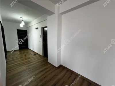 De vanzare apartament 3 camere 2 balcoane etaj intermediar zona Doamna Stanca - foto 12