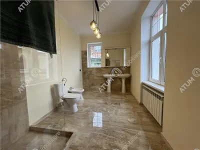 De inchiriat spatiu de birouri complet renovat cu 3 camere si 2 bai zona centrala din Sibiu - foto 10