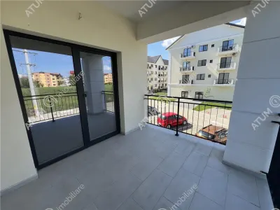 Apartament cu 3 camere decomandate 2 bai terasa si balcon la etajul 2 zona Pictor Brana - foto 9