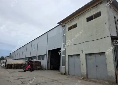 Hala Industriala de vanzare de 3800 mp pe un teren de 8000 mp in zona Stefan cel Mare din Sibiu - foto 2