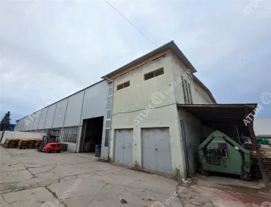 Hala Industriala de inchiriat 3800 mp cu curte libera de 4200 mp in zona Stefan cel Mare din Sibiu - foto 2