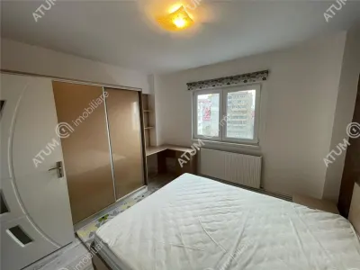 De inchiriat apartament modern cu 2 camere decomandate si balcon tip loggie in zona Mihai Viteazu din Sibiu - foto 3