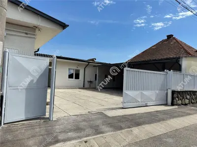 Spatiu comercial de inchiriat de 300 mp utili in zona Terezian din Sibiu - foto 2