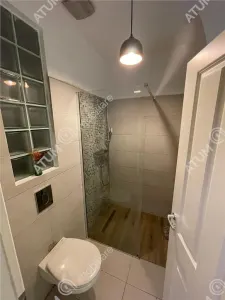 De vanzare apartament cu 2 camere decomandate la casa in zona ultracentrala Sibiu - foto 11