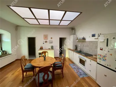 De vanzare apartament cu 2 camere decomandate la casa in zona ultracentrala Sibiu - foto 8